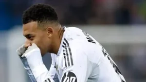 مبابي يمنح ريال مدريد التقدم في أولى دقائق مواجهة ألافيس